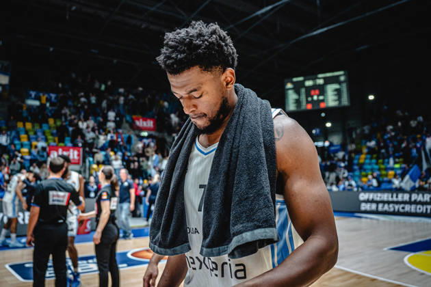 11.10.2026, xhfmx, Basketball easyCredit BBL Bundesliga, Frankfurt Skyliners - Veolia Towers Hamburg Trey Wade (Veolia Towers Hamburg) enttäuscht nach dem Spiel Frankfurt am Main