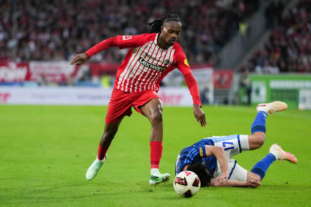 1. Bundesliga: SC Freiburg vs FC Schalke 04, 11.10.2026 Zweikampf zwischen Adrian Gantenbein (FC Schalke 04, 17) und Jordy Makengo (SC Freiburg, 33) 1. Bundesliga: SC Freiburg vs FC Schalke 04, Europa-Park-Stadion, 11.10.2026 DFB DFL REGULATIONS PROHIBIT ANY USE OF PHOTOGRAPHS AS IMAGE SEQUENCES AND OR QUASI-VIDEO. Copyright: xBEAUTIFULxSPORTS Boscox