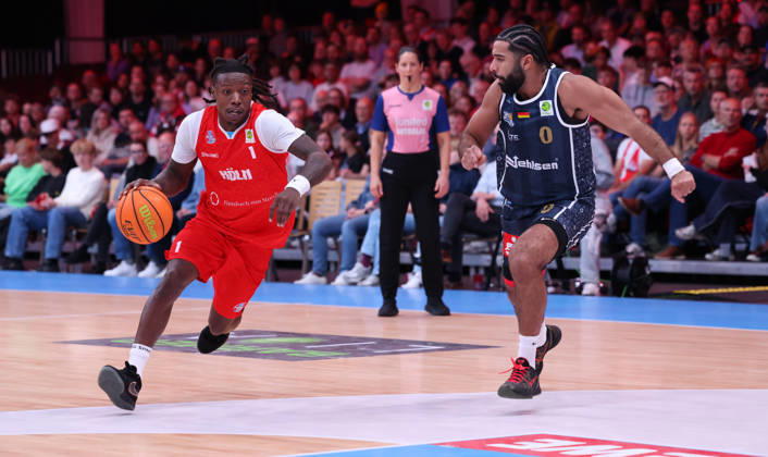 v.l. Antonio Williams (RheinStars Koeln 01), Tyreese Blunt (Eisbaeren Bremerhaven 00) GER, RheinStars Koeln vs. Eisbaeren Bremerhaven, Basketball, ProA, 4. Spieltag, Spielzeit 2026 2027, 11.10.2026 GER, RheinStars Koeln vs. Eisbaeren Bremerhaven, Basketball, ProA, 4. Spieltag, Spielzeit 2026 2027, 11.10.2026 RheinStars Koeln Copyright: xEibner-Pressefoto ThomasxStoeckerx EP_TSR
