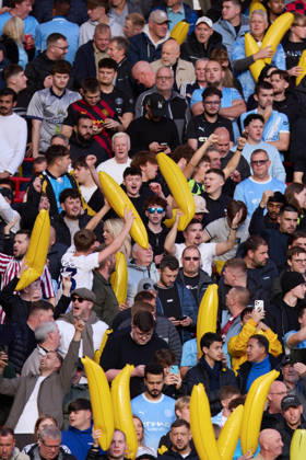 LIVERPOOL, ENGLAND - OCTOBER 11: Fans of Manchester City cheer in the stands during the Premier League 2026 27 football match between Liverpool FC and Manchester City at Anfield on October 11, 2026 in Liverpool, England. (Photo by Koby Abbott Sports Press Photo) Copyright: xKobyxAbbott SportsxPressxPhotox Sportspressphoto_SPR252470