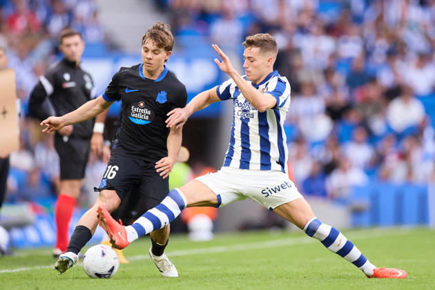 October 11, 2026, San Sebastian, Guipuzcoa, Spain: Lorenzo Amatucci of RC Deportivo de A Coruna competes for the ball with Luka Sucic of Real Sociedad during the LaLiga EA Sports match between Real Sociedad and RC Deportivo de A Coruna at Anoeta on October 11, 2026, in San Sebastian, Spain. San Sebastian Spain - ZUMAa181 20261011_zaa_a181_169 Copyright: xRicardoxLarreinax