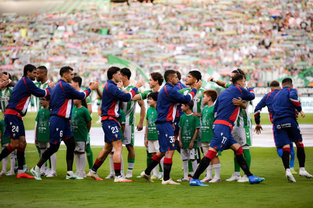 ESP: LaLiga EA Sports Real Betis v CA Osasuna presentation during LaLiga EA Sports match between Real Betis v CA Osasuna played at Benito Villamarin Stadium, Seville on October 11 2026 in Spain Spain Soccer Copyright: xAgenciaxLOFx