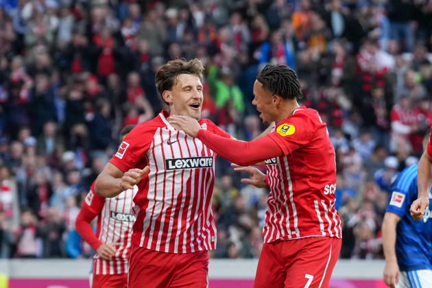 Maximilian Eggestein (SC Freiburg, 08), Derry Scherhant (SC Freiburg, 07) Torjubel, Emotionen, Torschuss, Abschluss, Torerfolg, Tor, Treffer , Deutschland, Fussball, 1. Bundesliga, 5.Spieltag, 2026 2027, SC Freiburg vs. FC Schalke 04, 11.10.2026, Europa-Park Stadion, Freiburg Freiburg Europa-Park Stadion Baden-Württemberg Deutschland Copyright: xArnexAmbergx