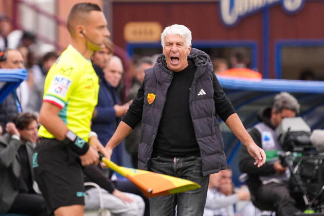 IPA89559606 - Gian Piero Gasperini, head coach of AS Roma, during the Italian Serie A soccer match between Como 1907 and AS Roma at Stadio Giuseppe Sinigaglia in Como, Italy, on October 11, 2026 Copyright: xAlessioxMorgese IPAxSportx xx IPA89559606