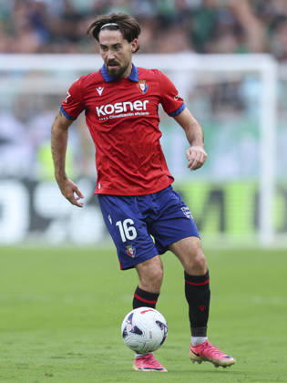 ESP: Real Betis - CA Osasuna. La Liga EA Sports. Matchday 8. Moi Gomez of CA Osasuna during the La Liga EA Sports match between Real Betis and CA Osasuna played at La Cartuja Stadium on Oct 11, 2026 in Sevilla, Spain. kpng Copyright: xAntonioxPozox xPRESSINPHOTOx AP_2627_BET_OSA_011