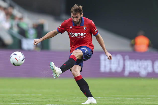 ESP: Real Betis - CA Osasuna. La Liga EA Sports. Matchday 8. Jon Moncayola of CA Osasuna during the La Liga EA Sports match between Real Betis and CA Osasuna played at La Cartuja Stadium on Oct 11, 2026 in Sevilla, Spain. kpng Copyright: xAntonioxPozox xPRESSINPHOTOx AP_2627_BET_OSA_013