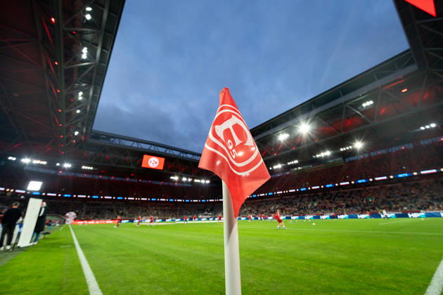 Deutschland: 3. Liga 2026 2027 Fortuna Düsseldorf vs. SC Verl 8. Spieltag 12.10.2026 Merkur Spiel-Arena (Nordrhein-Westfalen) Stadion, Gesamtansicht Überblick Eckfahne Copyright: xCelinaxLeiersx