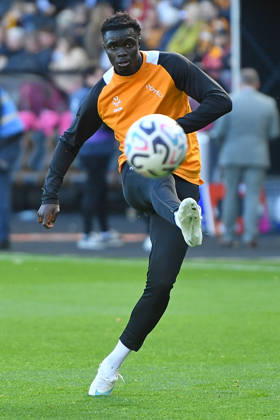 Hull City v Everton, Premier League Hull City forward Robinio Vaz (47) warms up before the Premier League match between Hull City and Everton at the MKM Stadium, Kingston upon Hull, UK on 11 October 2026. Kingston upon Hull MKM Stadium East Riding of Yorkshire UK Editorial use only DataCo restrictions apply See www.football-dataco.com , Copyright: xIanxLyallx PSI-24983-0117