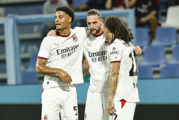 October 11, 2026, Reggio Emilia, REGGIO EMILIA: Milan s Adrien Rabiot jubilates with his teammates after scoring the goal during the Italian Serie A soccer match US Sassuolo vs AC Milan at Mapei Stadium in Reggio Emilia, Italy, 11 October 2026. ANSA ELISABETTA BARACCHI. Serie A: Sassuolo-Milan  - ZUMAa110 20261011_zaf_a110_074 Copyright: xElisabettaxBaracchix