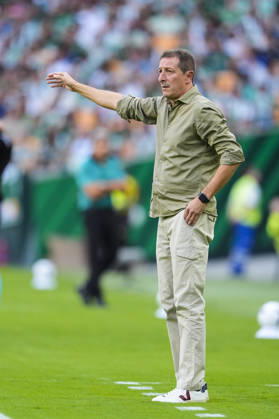 October 11, 2026, Sevilla, Sevilla, Spain: Luis Miguel Ramis, head coach of CA Osasuna, gestures during the Spanish league, LaLiga EA Sports, football match played between Real Betis and CA Osasuna at La Cartuja stadium on October 11, 2026, in Sevilla, Spain. Real Betis V CA Osasuna - LaLiga EA Sports - ZUMAa181 20261011_zaa_a181_254 Copyright: xJoaquinxCorcherox
