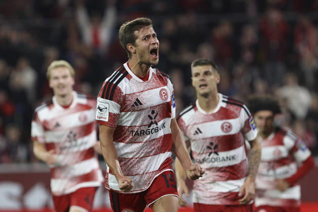 Tim Oberdorf (Fortuna Duesseldorf) Torjubel, jubelt nach seinem Treffer zum 1:0 waehrend des Spiels der 3. Liga zwischen Fortuna Duesseldorf und SC Verl, Merkur Spiel-Arena am 11. October 2026 in Duesseldorf, Deutschland. (Foto von Oliver Kaelke DeFodi Images) +++ Tim Oberdorf (Fortuna Duesseldorf) celebrates after scoring his team s first goal during the 3. Liga match between Fortuna Duesseldorf and SC Verl at Merkur Spiel-Arena on October 11, 2026 in Dusseldorf, Germany. (Photo by Oliver Kaelke DeFodi Images) DFB DFL REGULATIONS PROHIBIT ANY USE OF PHOTOGRAPHS AS IMAGE SEQUENCES AND OR QUASI-VIDEO. (Photo by Oliver Kaelke DeFodi Images) -