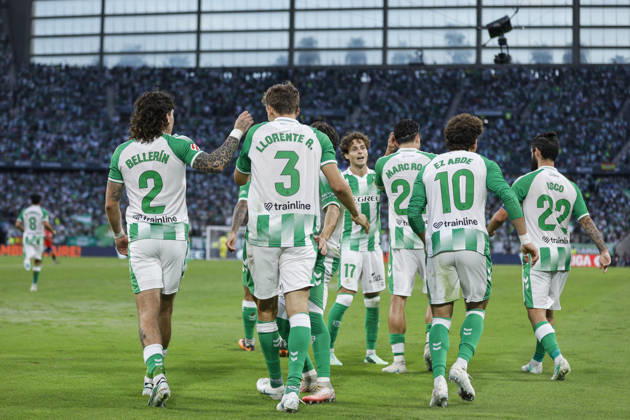 ESP: Real Betis - CA Osasuna. La Liga EA Sports. Matchday 8. Diego Llorente of Real Betis during the La Liga EA Sports match between Real Betis and CA Osasuna played at La Cartuja Stadium on Oct 11, 2026 in Sevilla, Spain. kpng Copyright: xAntonioxPozox xPRESSINPHOTOx AP_2627_BET_OSA_034
