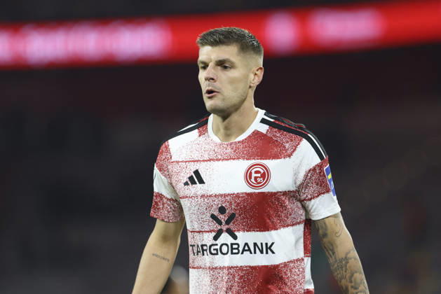 Erik Wekesser (Fortuna Duesseldorf) schaut waehrend des Spiels der 3. Liga zwischen Fortuna Duesseldorf und SC Verl, Merkur Spiel-Arena am 11. October 2026 in Duesseldorf, Deutschland. (Foto von Oliver Kaelke DeFodi Images) +++ Erik Wekesser (Fortuna Duesseldorf) looks on during the 3. Liga match between Fortuna Duesseldorf and SC Verl at Merkur Spiel-Arena on October 11, 2026 in Dusseldorf, Germany. (Photo by Oliver Kaelke DeFodi Images) DFB DFL REGULATIONS PROHIBIT ANY USE OF PHOTOGRAPHS AS IMAGE SEQUENCES AND OR QUASI-VIDEO. (Photo by Oliver Kaelke DeFodi Images) -