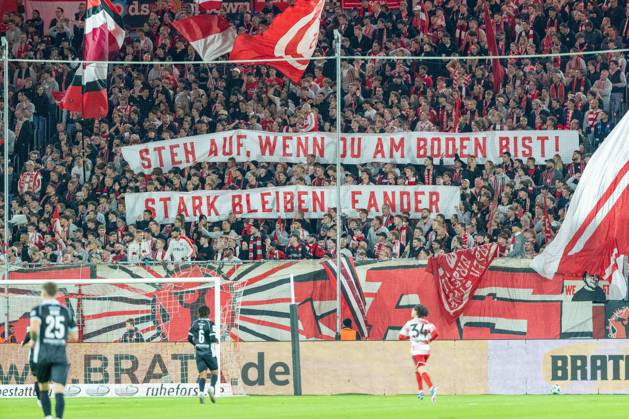 Fortuna Duesseldorf Fans mit Banner Fortuna Duesseldorf vs. SC Verl, Fussball, 3.Liga, 8.Spieltag, Saison 2026 27, 12.10.2026, DFL REGULATIONS PROHIBIT ANY USE OF PHOTOGRAPHS AS IMAGE SEQUENCES AND OR QUASI-VIDEO, Fortuna Duesseldorf vs. SC Verl, Fussball, 3.Liga, 8.Spieltag, Saison 2026 27, 12.10.2026 Düsseldorf Copyright: xEibner-Pressefoto LukasxBaldygax EP_LBA