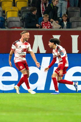 Deutschland: 3. Liga 2026 2027 Fortuna Düsseldorf vs. SC Verl 8. Spieltag 12.10.2026 Merkur Spiel-Arena (Nordrhein-Westfalen) Tor zum 2:1 durch Jorrit Hendrix (Fortuna Dusseldorf, 8) Jubel Freude Emotionen Torjubel Anas Slimani (Fortuna Dusseldorf, 34) Copyright: xCelinaxLeiersx