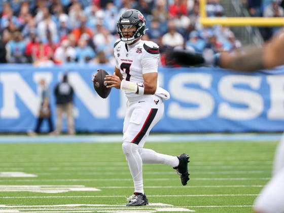 Oct 11, 2026; Nashville, TN, USA; Houston Texans quarterback C.J. Stroud (7) looks for an open receiver during the NFL, American Football Herren, USA regular season game between the Houston Texans and Tennessee Titans at Nissan Stadium. Mandatory Credit: -Cal Media NFL 2026: Texans Vs Titans OCT 11 - ZUMAc04_ 20261011_zma_c04_049 Copyright: xStephenxFurstx