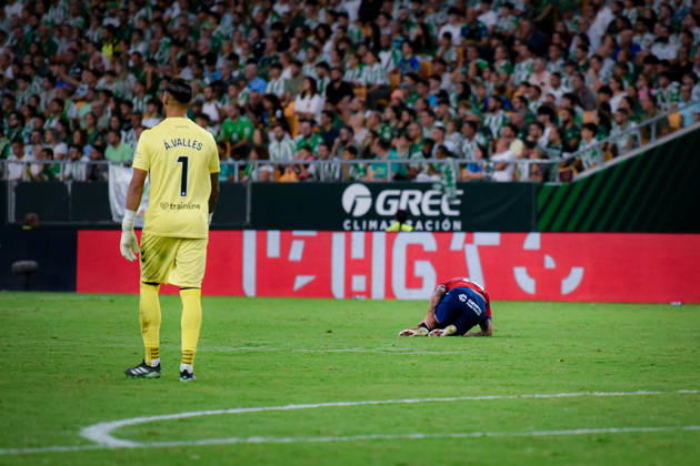 ESP: LaLiga EA Sports Real Betis v CA Osasuna Moi Gomez of Osasuna during LaLiga EA Sports match between Real Betis v CA Osasuna played at Benito Villamarin Stadium, Seville on October 11 2026 in Spain Spain Soccer Copyright: xAgenciaxLOFx