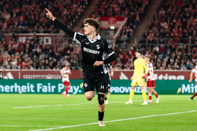 Deutschland: 3. Liga 2026 2027 Fortuna Düsseldorf vs. SC Verl 8. Spieltag 12.10.2026 Merkur Spiel-Arena (Nordrhein-Westfalen) Tor zum 2:2 durch Janne Berner (SC Verl, 34) Jubel Freude Emotionen Torjubel Copyright: xCelinaxLeiersx