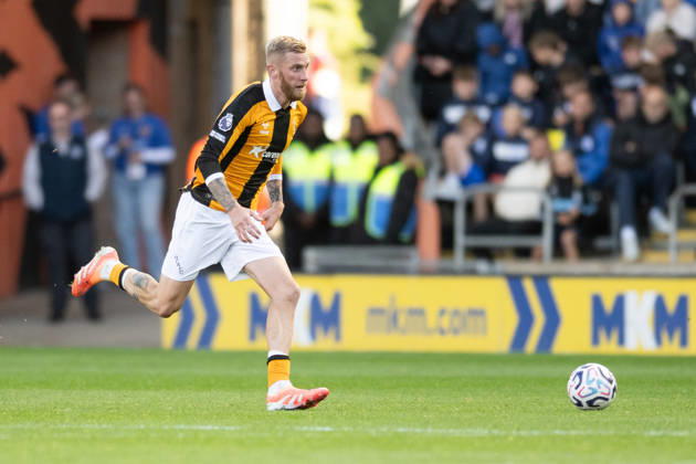 Hull City v Everton Premier League Oliver McBurnie of Hull City during the Premier League match between Hull City and Everton at the MKM Stadium, Hull. 11 10 2026 UK Newspapers OUT Copyright: xMattxWilkinsonx FIL-24041-0195