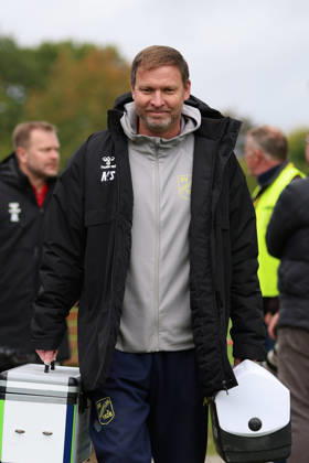 Fußball I Herren I Saison 2026-2027 I Regionalliga Nord I 13. Spieltag I SV Todesfelde - SC Weiche Flensburg I 11.10.2026 Marc Springmann (Physiotherapeut, SV Todesfelde) Todesfelde Joda-Sportpark Schleswig Holstein Deutschland Copyright: xLobeca FabianxLamprechtx