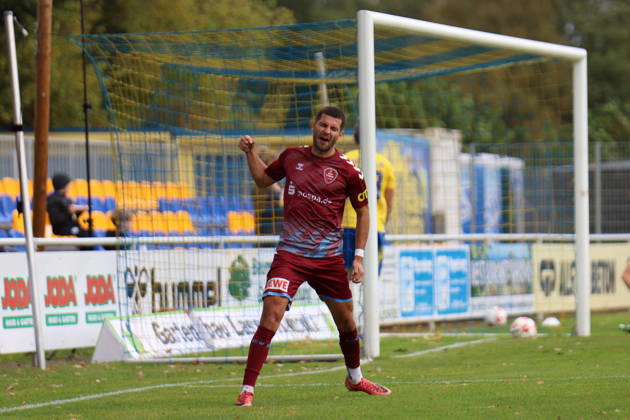 Fußball I Herren I Saison 2026-2027 I Regionalliga Nord I 13. Spieltag I SV Todesfelde - SC Weiche Flensburg I 11.10.2026 Erolind Krasniqi (48, SC Weiche Flensburg 08) Todesfelde Joda-Sportpark Schleswig Holstein Deutschland Copyright: xLobeca FabianxLamprechtx