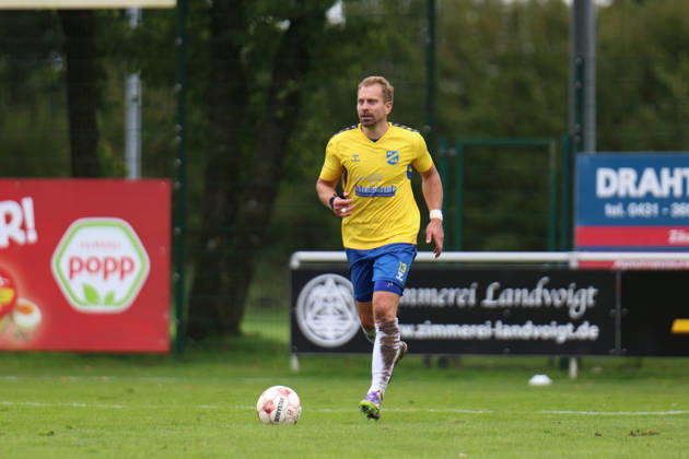 Fußball I Herren I Saison 2026-2027 I Regionalliga Nord I 13. Spieltag I SV Todesfelde - SC Weiche Flensburg I 11.10.2026 Christian Rave (13, SV Todesfelde) Todesfelde Joda-Sportpark Schleswig Holstein Deutschland Copyright: xLobeca FabianxLamprechtx