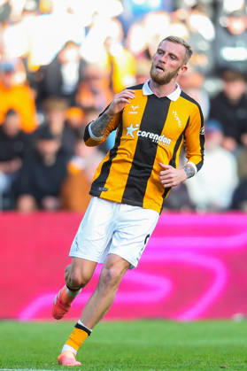 Hull City v Everton, Premier League Oliver McBurnie Of Hull City during the Hull City v Everton Premier League match at the MKM Stadium, Hull, England on 11 October 2026 Credit: Lee Keuneke Every Second Media Editorial use only. All images are copyright Every Second Media Limited. No images may be reproduced without prior permission. All rights reserved. Premier League and Football League images are subject to licensing agreements with Football DataCo Limited. see https: www.football-dataco.com Copyright: xIMAGO EveryxSecondxMediax ESM-2204-0094 LeexKeunekex xEveryxSecondxMediax
