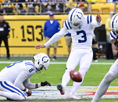 Indianapolis Colts kicker Spencer Shrader (3) kicks a 56 yard field goal in the first quarter against the Pittsburgh Steelers at Acrisure Stadium on Sunday, October 11, 2026 in Pittsburgh. PIT2026101105 ARCHIExCARPENTER