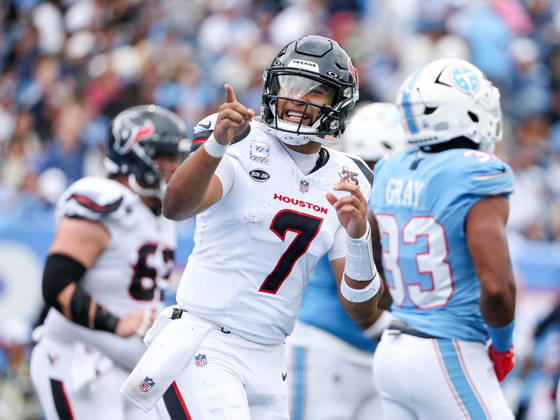Oct 11, 2026; Nashville, TN, USA; Houston Texans quarterback C.J. Stroud (7) smiles and points to cheering fans after scoring a touchdown during the NFL, American Football Herren, USA regular season game between the Houston Texans and Tennessee Titans at Nissan Stadium. Mandatory Credit: -Cal Media Nashville USA - ZUMAc04_ 20261011_zma_c04_079 Copyright: xStephenxFurstx