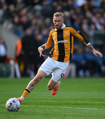 Hull City v Everton Premier League Hull City s Oli McBurnie during the Premier League match at the MKM Stadium, Hull 11 10 2026 UK Newspapers OUT Copyright: xDanielxHamburyx FIL-24042-0117