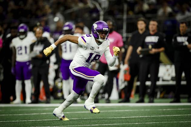 NEW ORLEANS, LA - OCTOBER 11: Justin Jefferson 18 of the Minnesota Vikings plays against the New Orleans Saints during the first half of a game at Caesars Superdome on October 11, 2026, in New Orleans, Louisiana. (Photo by Derick Hingle Icon Sportswire) NFL, American Football Herren, USA OCT 11 Vikings at Saints EDITORIAL USE ONLY Icon126261011032