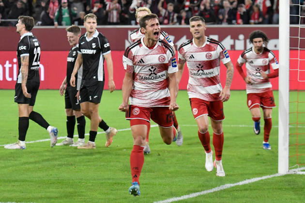 Tim Oberdorf (Duesseldorf 15) jubelt nach dem Tor zum 1:0 11.10.2026 ¢ Fussball ¢ Fortuna Duesseldorf vs SC Verl, Merkur Spiel-Arena, Duesseldorf, DFB DFL REGULATIONS PROHIBIT ANY USE OF PHOTOGRAPHS AS IMAGE SEQUENCES AND OR QUASI-VIDEO NRW Germany
