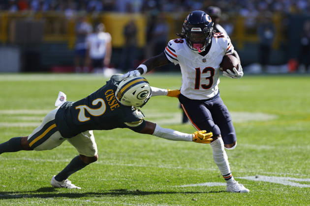 GREEN BAY, WI - OCTOBER 11: Green Bay Packers cornerback Brandon Cisse (2) reaches for Chicago Bears wide receiver Zavion Thomas (13) during a game between the Green Bay Packers and the Chicago Bears on October 11, 2026 at Lambeau Field in Green Bay, WI. (Photo by Larry Radloff Icon Sportswire) NFL, American Football Herren, USA OCT 11 Bears at Packers EDITORIAL USE ONLY Icon2610113363