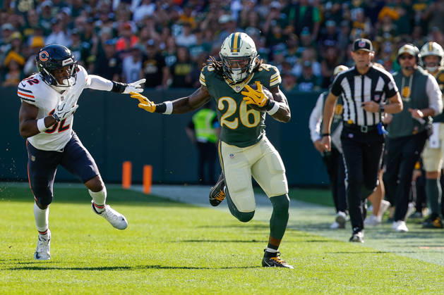 Oct 11, 2026; Green Bay, WI, USA; Green Bay Packers running back Kaleb Johnson (26) running the ball during NFL, American Football Herren, USA game action against the Chicago Bears at Lambeau Field. Mandatory Credit: -Cal Media Green Bay USA - ZUMAc04_ 20261011_zma_c04_224 Copyright: xDarrenxLeex