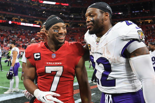ATLANTA, GA - OCTOBER 11: Bijan Robinson (7) of the Atlanta Falcons and Derrick Henry (22) of the Baltimore Ravens share a laugh after the Sunday evening NFL, American Football Herren, USA game between the Atlanta Falcons and the Baltimore Ravens on October 11, 2026 at the Mercedes-Benz Stadium in Atlanta, Georgia. (Photo by David J. Griffin Icon Sportswire) NFL: OCT 11 Ravens at Falcons EDITORIAL USE ONLY Icon9532610111310