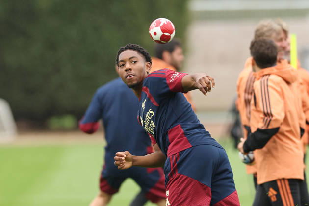 Arsenal Training & Media Conference, Champions League Myles Lewis-Skelly of Arsenal during the Arsenal training session at the Arsenal FC Training Centre, ahead of UEFA Champions League Matchday 2 v Lille, London Colney, England on 12 October 2026 Credit: Tiego Grenho Every Second Media Editorial use only. All images are copyright Every Second Media Limited. No images may be reproduced without prior permission. Copyright: xIMAGO EveryxSecondxMediax ESM-2214-0016 TiegoxGrenhox xEveryxSecondxMediax