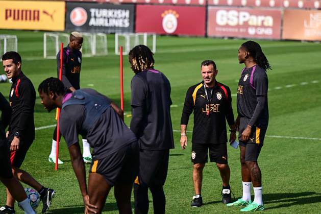 Galatasaray complete final training session in Istanbul ahead of Barcelona clash ISTANBUL, TURKIYE - OCTOBER 12: Galatasaray players complete their final training session ahead of their UEFA Champions League second-round match against Barcelona at the Kemerburgaz Metin Oktay Training Facility in Istanbul, Turkiye, on October 12, 2026. The training session, led by head coach Okan Buruk and open to the media for the first 15 minutes, began with warm-up exercises, continued with an 8-on-2 ball-possession drill and concluded with tactical preparations for the Barcelona match. Cem Tekkesinoglu Anadolu Istanbul Turkey. Editorial use only. Please get in touch for any other usage.  Copyright: x2026xAnadoluxCemxTekkesinoglux