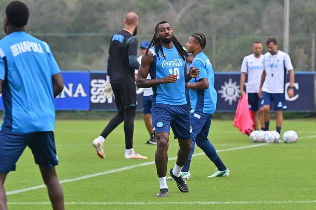 Foto IPP Felice De Martino Castel Volturno (Ce) 12 10 2026 Allenamento Napoli pre gara Champions League con il Villareal Nella foto: Frank Zambo Anguissa Italy Photo Press World Copyright Castel Volturno italy ITALY  Copyright: xR4924_italyphotopressx