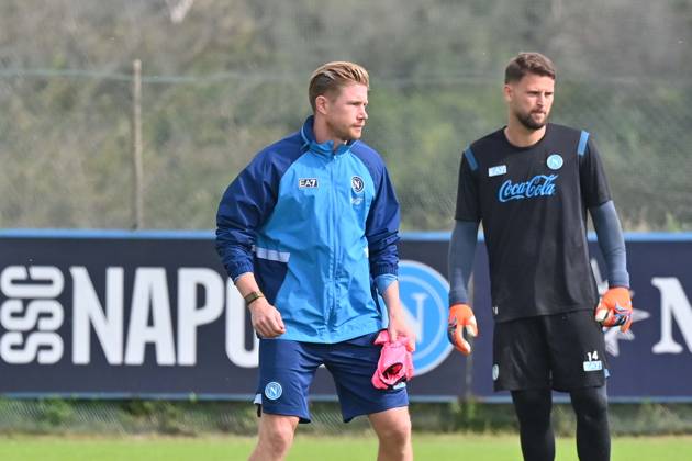 Foto IPP Felice De Martino Castel Volturno (Ce) 12 10 2026 Allenamento Napoli pre gara Champions League con il Villareal Nella foto: Kevin De Bruyne Italy Photo Press World Copyright Castel Volturno italy ITALY  Copyright: xR4924_italyphotopressx