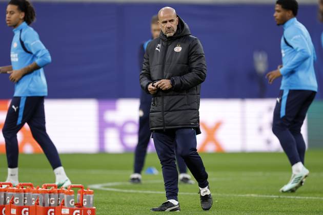 LEIPZIG - PSV Eindhoven coach Peter Bosz during a training session ahead of the UEFA Champions League match between RB Leipzig and PSV Eindhoven at the RB Arena on October 12, 2026, in Leipzig, Germany. MAURICE VAN STEEN ANP xVIxANPxSportx xxANPxIVx 572250306 originalFilename: 572250306.jpg