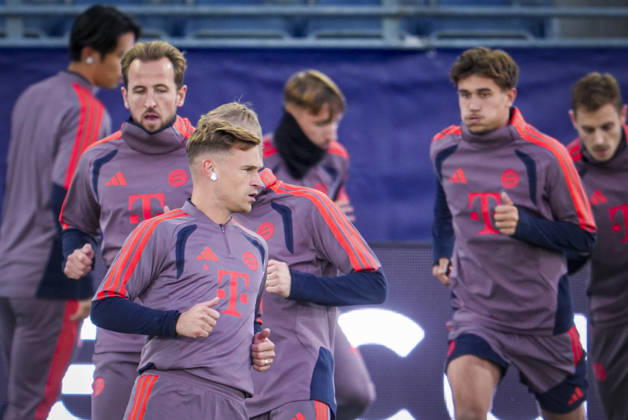 Soccer, Champions League 2026–2027, Viking, Bayern Munich, Stavanger, October 12, 2026. Bayern Munich’s Harry Kane and Joshua Kimmich train at Lyse Arena in Stavanger, the day of the Champions League match between Viking and Bayern Munich. Photo: Lise Aserud, NTB, Stavanger, Norway. EDITORIAL USE ONLY. RESTRICTED USE FOR BETTING COMPANIES Copyright: xLisexAserudx xNTBx