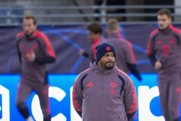 Soccer, Champions League 2026–2027, Viking vs. Bayern Munich, Oslo, October 12, 2026. Bayern Munich coach Vincent Kompany coaches at Lyse Arena in Stavanger, on the day of the Champions League match between Viking and Bayern Munich. Photo: Lise Aserud, NTB, Stavanger, Norway. EDITORIAL USE ONLY. RESTRICTED USE FOR BETTING COMPANIES.  Copyright: xLisexAserudx xNTBx