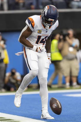 October 11, 2026, Inglewood, California, USA: Denver Broncos Wide Receiver Courtland Sutton (14) reacts after scoring against Los Angeles Chargers during an NFL, American Football Herren, USA football game, in Inglewood, Calif. on Sunday Oct. 11, 2026. Inglewood USA - ZUMAc68_ 20261011_zaf_c68_139 Copyright: xRingoxChiux