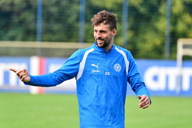 13.10.2026, Fußball, Herren, 2.BL (Bundesliga), Saison 2026 2027, Holstein Kiel Training, KSV Kapitän Jonas Meffert Kiel, nähe Holstein-Stadion Projensdorf, Trainingszentrum, N Schleswig-Holstein Deutschland