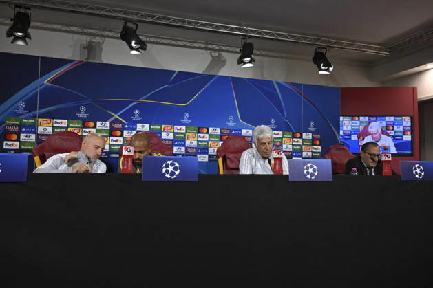 SOCCER - UEFA Champions League - AS Roma - press conference, PK, Pressekonferenz Photo by IPA ABACAPRESS.COM89631948 - Donyell Malen of Roma, Gian Piero Gasperini, head coach of AS Roma, during the 2026–2027 UEFA Champions League match between AS Roma and Real Madrid, at the Trigoria Training Center on October 13, 2026, in Rome, Rome, during the AS Roma press conference and pre-match training session - Real Madrid at the Trigoria Training Center on October 13, 2026, in Rome, Rome. During the AS Roma press conference and training session ahead of the UEFA Champions League soccer match in Rome, Italy, on October 13, 2026 Roma Italy Copyright: xIPAxSport ABACAx