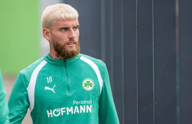 13.10.2026 - Fussball - 2. Bundesliga - Saison 2026 2027 - SpVgg Greuther Fürth Fuerth ( Kleeblatt ) - Training - - xwoxzix - Ole Pohlmann (10, SpVgg Greuther Fürth )