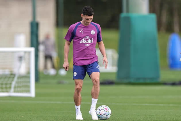 UEFA Champions League press conference, PK, Pressekonferenz and open training Matchday 2 of 8 Manchester City v Paris Saint-Germain Phil Foden of Manchester City in the training session during the UEFA Champions League press conference and open training Matchday 2 of 8 Manchester City vs Paris Saint-Germain at City Football Academy, Manchester, United Kingdom on 13 October 2026 (Photo by Mark Cosgrove News Images) Manchester City Football Academy Greater Manchester United, ManU Kingdom Copyright: xMarkxCosgrove NewsxImagesx