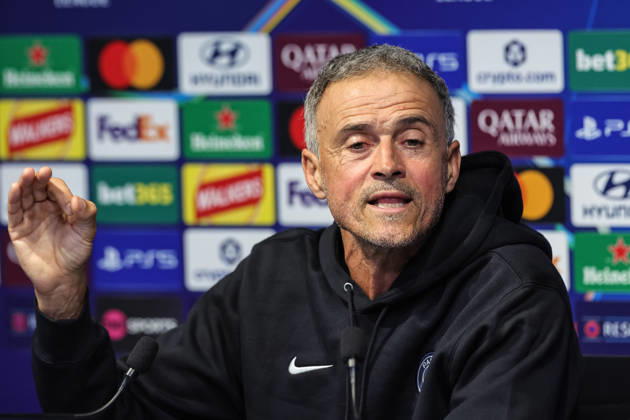UEFA Champions League press conference, PK, Pressekonferenz and open training Matchday 2 of 8 Manchester City v Paris Saint-Germain Luis Enrique manager of Paris Saint-Germain speaks during the UEFA Champions League press conference and open training Matchday 2 of 8 Manchester City vs Paris Saint-Germain at City Football Academy, Manchester, United Kingdom on 13 October 2026 (Photo by Mark Cosgrove News Images) Manchester City Football Academy Greater Manchester United, ManU Kingdom Copyright: xMarkxCosgrove NewsxImagesx