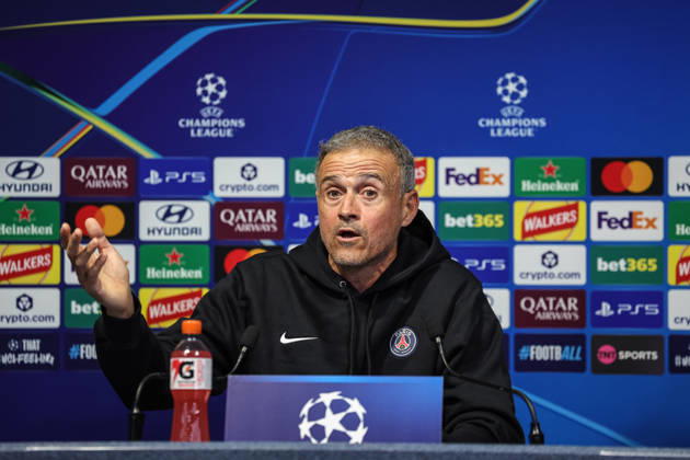 UEFA Champions League press conference, PK, Pressekonferenz and open training Matchday 2 of 8 Manchester City v Paris Saint-Germain Luis Enrique manager of Paris Saint-Germain speaks during the UEFA Champions League press conference and open training Matchday 2 of 8 Manchester City vs Paris Saint-Germain at City Football Academy, Manchester, United Kingdom on 13 October 2026 (Photo by Mark Cosgrove News Images) Manchester City Football Academy Greater Manchester United, ManU Kingdom Copyright: xMarkxCosgrove NewsxImagesx