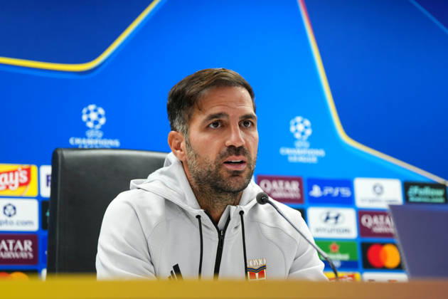 press conference, PK, Pressekonferenz Champions League Como 1907 2026 2027 Rotterdam - Coach Cesc Fabregas of Como 1907 talks during a press conference before the Champions League match against Feyenoord Rotterdam. The press conference is set at Stadion Feijenoord on 13 October 2026 in Rotterdam, Netherlands. (Hero Images Yannick Verhoeven) Copyright: xYannickxVerhoevenx